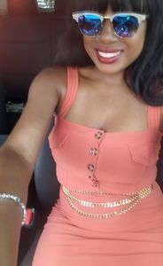 Very cute and flattering dress